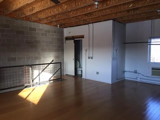 577 Turner Ln — Photo 15