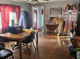 31 Crowningshield Rd, Worcester, MA 01604