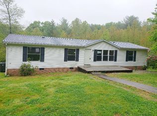 190 Jenny Lynn Ln, Rocky Mount, VA 24151