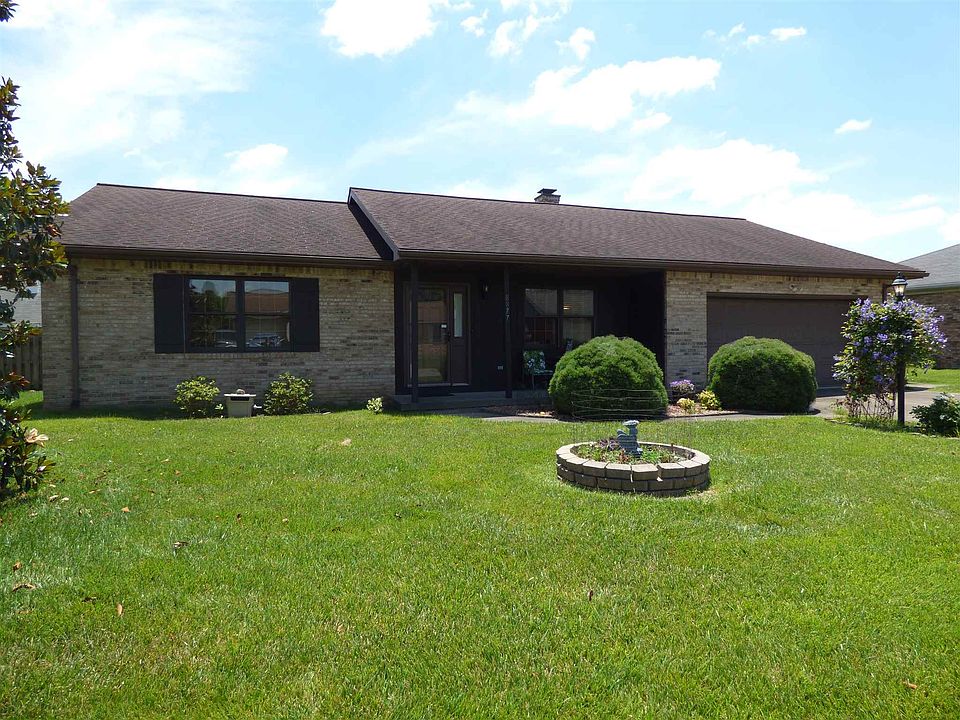 1st image of 8877 Westwood Dr