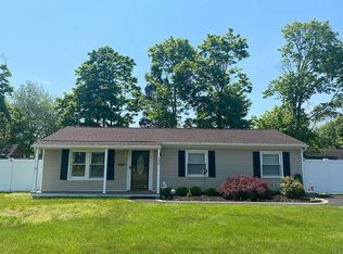 230 Frowein Rd, Center Moriches, NY 11934