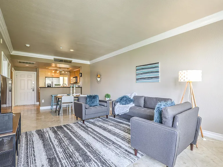 230 E Flamingo Rd #219 — Photo 8