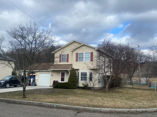 2 Jacob Rhode Dr, Elmira, NY 14901