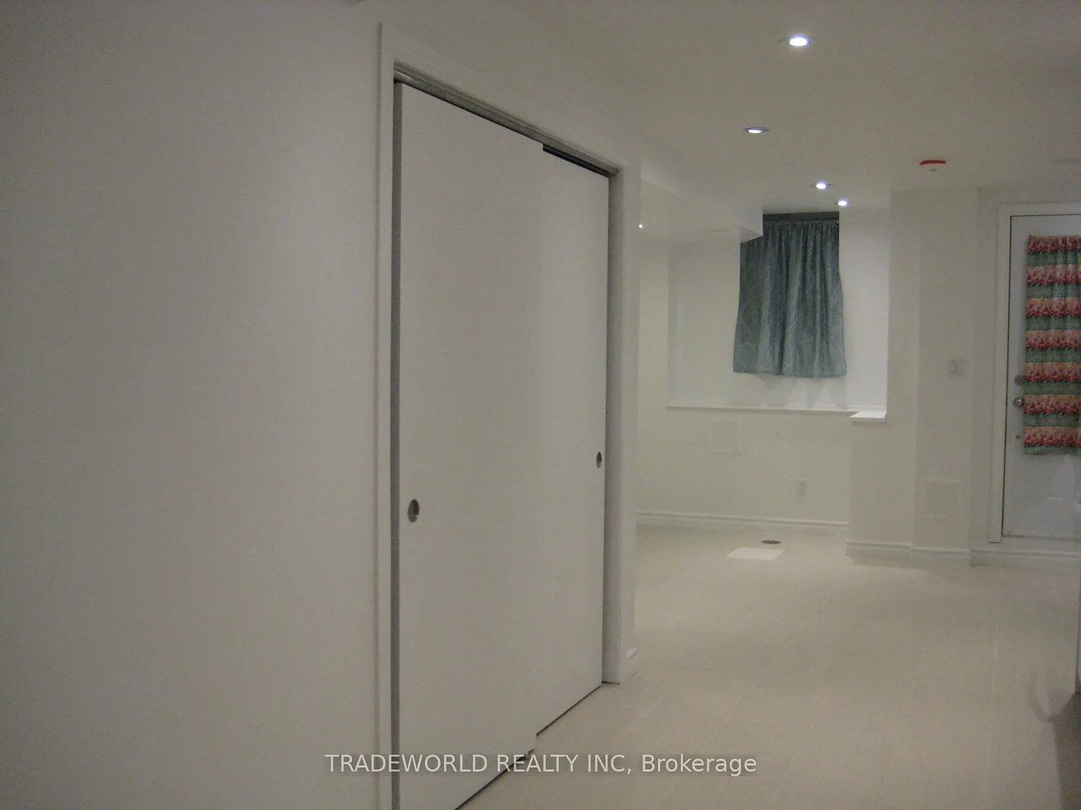 2 bed, $2,000 — Photo 2