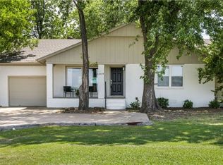 2134 N Garland Ave, Fayetteville, AR 72704