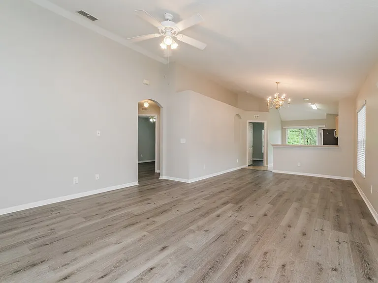 7546 Oxford Garden Cir — Photo 3