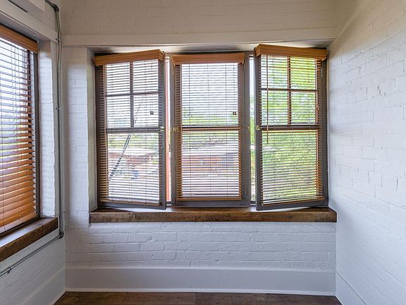 5th image of 502 S 5th Ave Unit 3