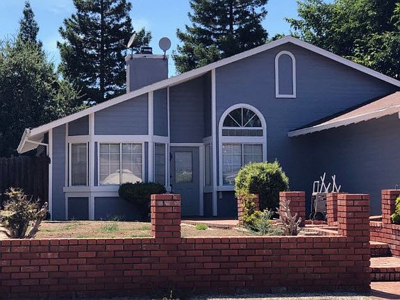 3rd image of 4351 Redwood Dr