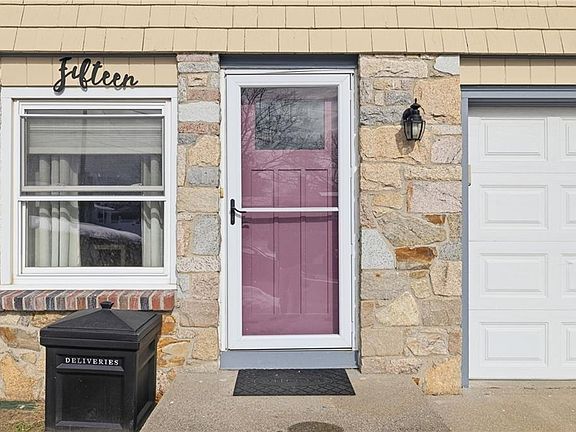 2nd image of 15 Anita Rd