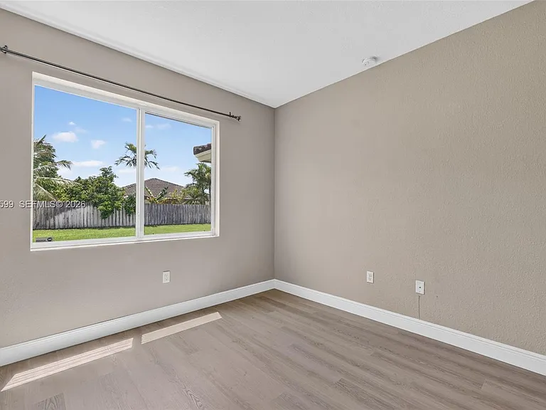 20943 SW 133rd Ave — Photo 22