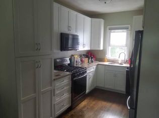 133 Walnut St #2, Somerville, MA 02145