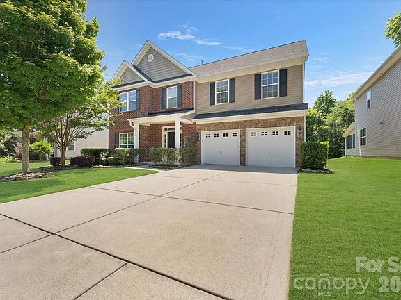 2nd image of 9718 Loughlin Ln