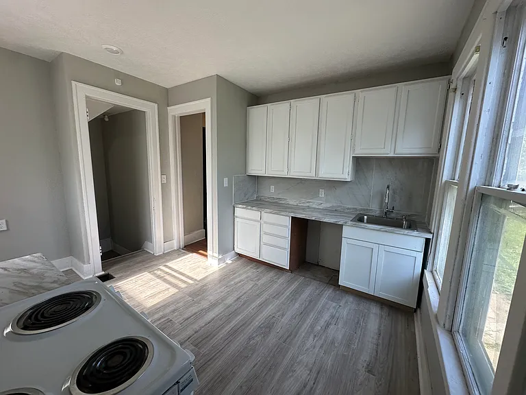 901 S 10th St #1 — Photo 9