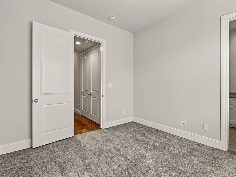 8711 Oak Kolbe Ln — Photo 40