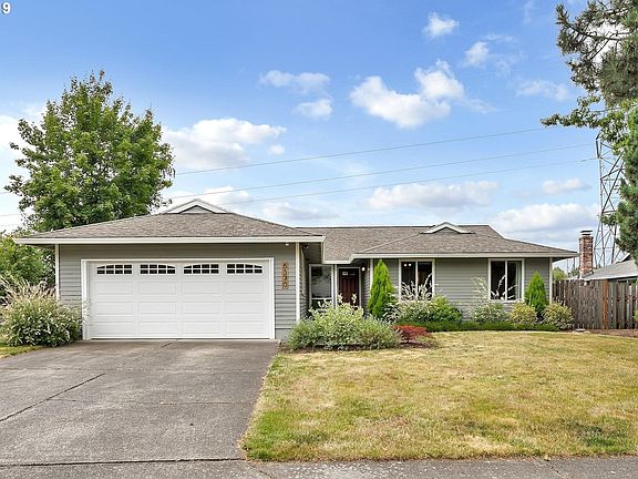 3rd image of 5370 NW Pondosa Dr