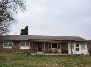 123 Dry Branch Rd, Irvine, KY 40336