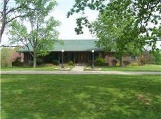 1500 Tanglewood Rd, Clarksville, TN 37040