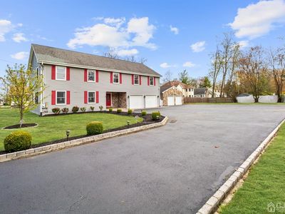 384 Old Georges Rd, North Brunswick, NJ, 08902