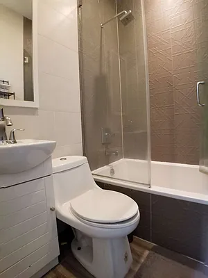 Rented by Rentall Group Inc | media 35