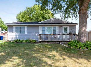1110 Stratford Ave, Waterloo, IA 50701