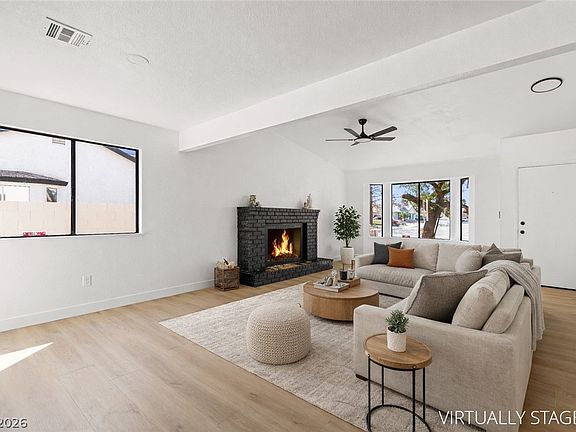 2nd image of 3512 Corona Del Mar Dr