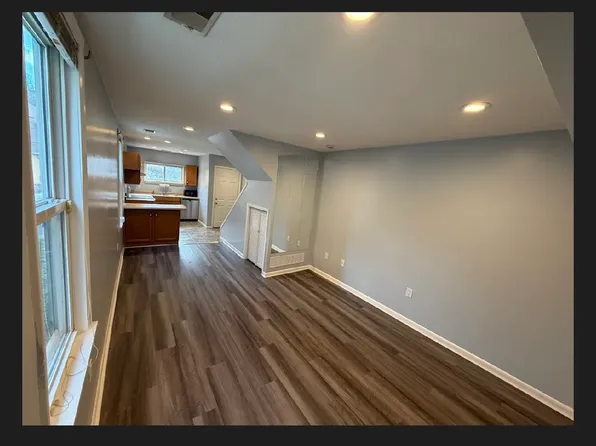 921 McLaughlin Run Rd APT 2, Bridgeville, PA 15017