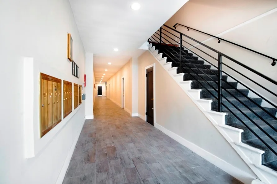 1 bed, 600 sqft, $1,900 — Photo 4