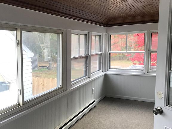 Three season sun room
