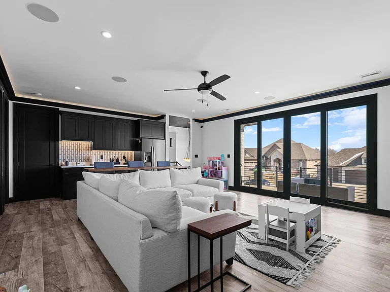 5947 Screaming Eagle Ln — Photo 47
