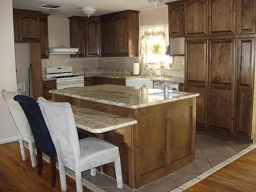 3rd image of 14726 Richvale Dr