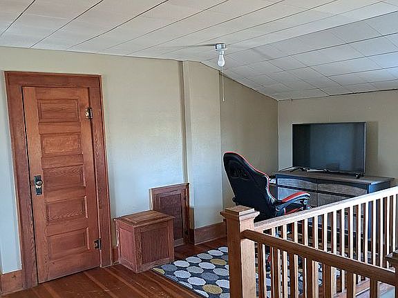 Gaming/reading nook upstairs