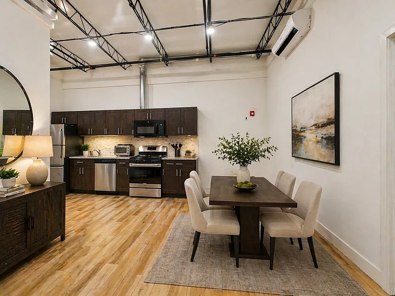 Chelten Lofts — Photo 4