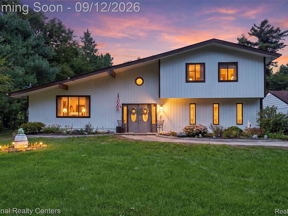 1st image of 2631 Garden Rd