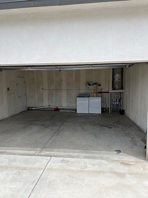 2 car garage with washer dryer