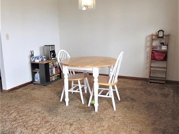 4th image of 2533 Wright Way