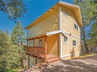 932 Arbula Dr, Crestline, CA 92325