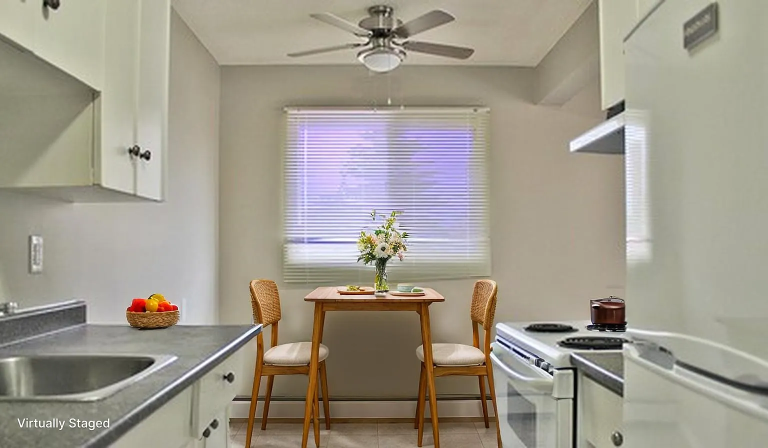 Camelia Court — Photo 4