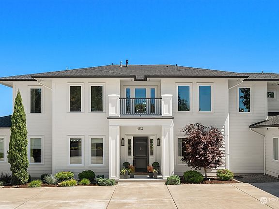3rd image of 4612 127th Avenue E