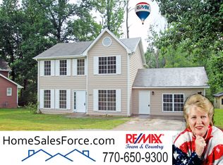 6620 Smoke Ridge Dr, Atlanta, GA 30349