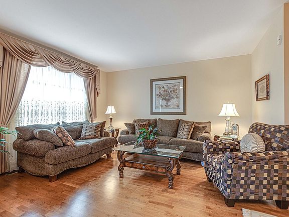 3rd image of 236 Shadow Creek Cir #1504