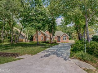 7703 Lost Tree Rd, Wilmington, NC 28411