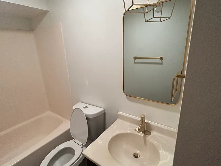 808 Dondee Dr — Photo 4