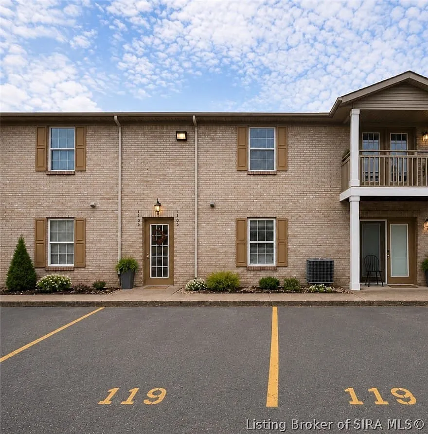 2 bed, 2.0 bath, 1100 sqft, $1,200 — Photo 1
