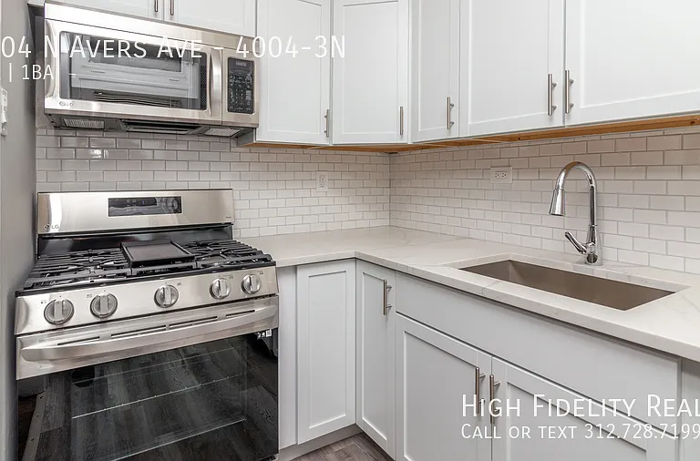 4004 N Avers Ave #3N — Photo 2