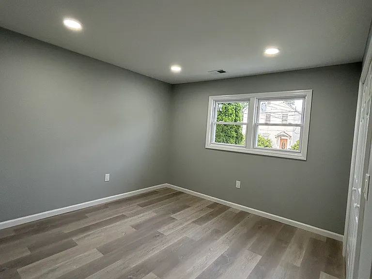 330-334 E 29th St #1 — Photo 9