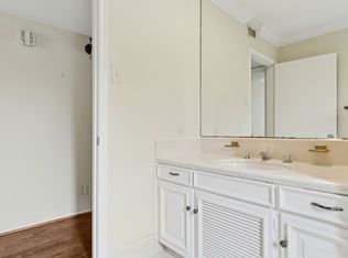 6367 Diamond Head Cir APT D, Dallas, TX 75225