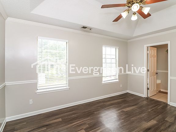 5th image of 3002 Garland Dr SW