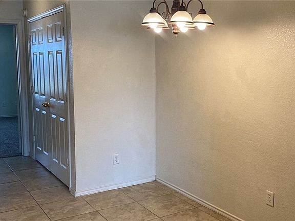 4th image of 2807 Kerrville Ct