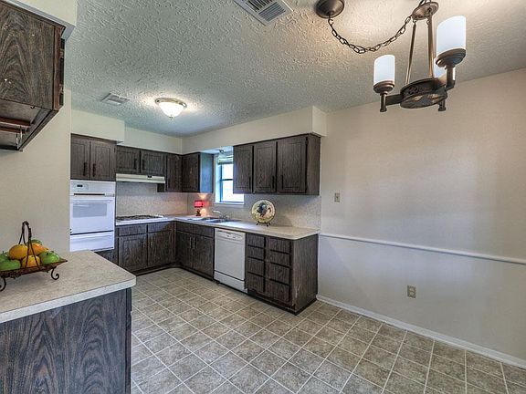 5th image of 5005 Apple Springs Dr
