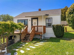 1749 Trenton Ave, Bremerton, WA 98310